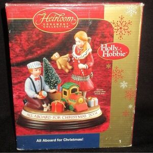 New Heirloom Ornament Collection Holly Hobbie Christmas Figurine 2004